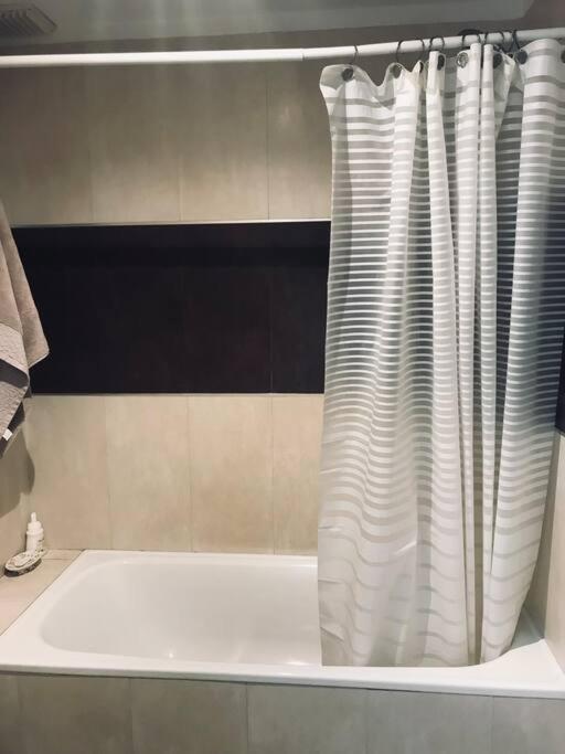 Monoambiente Moderno En Canitas Apartamento