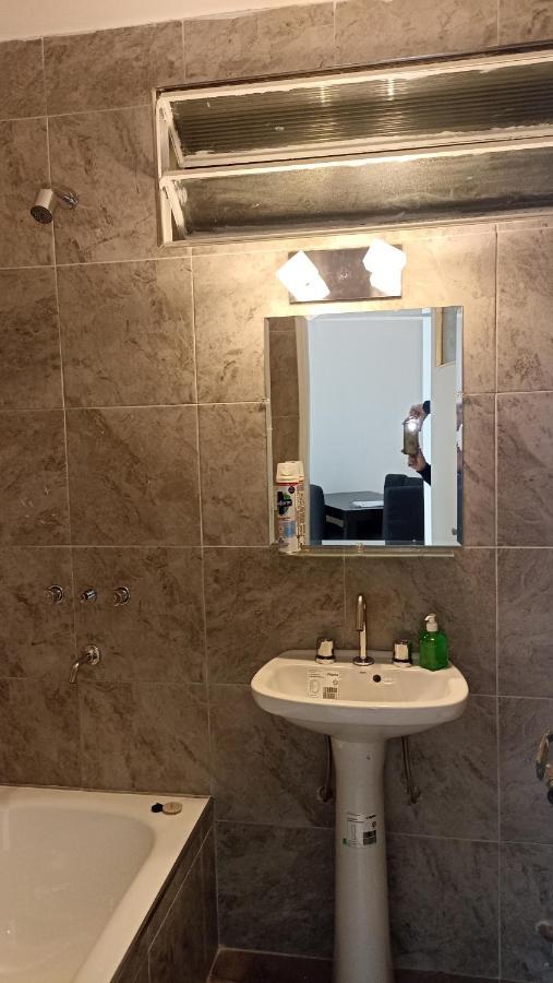 Apartamento Amplio Departamento 3 Amb En Muy Buena Ubicacion