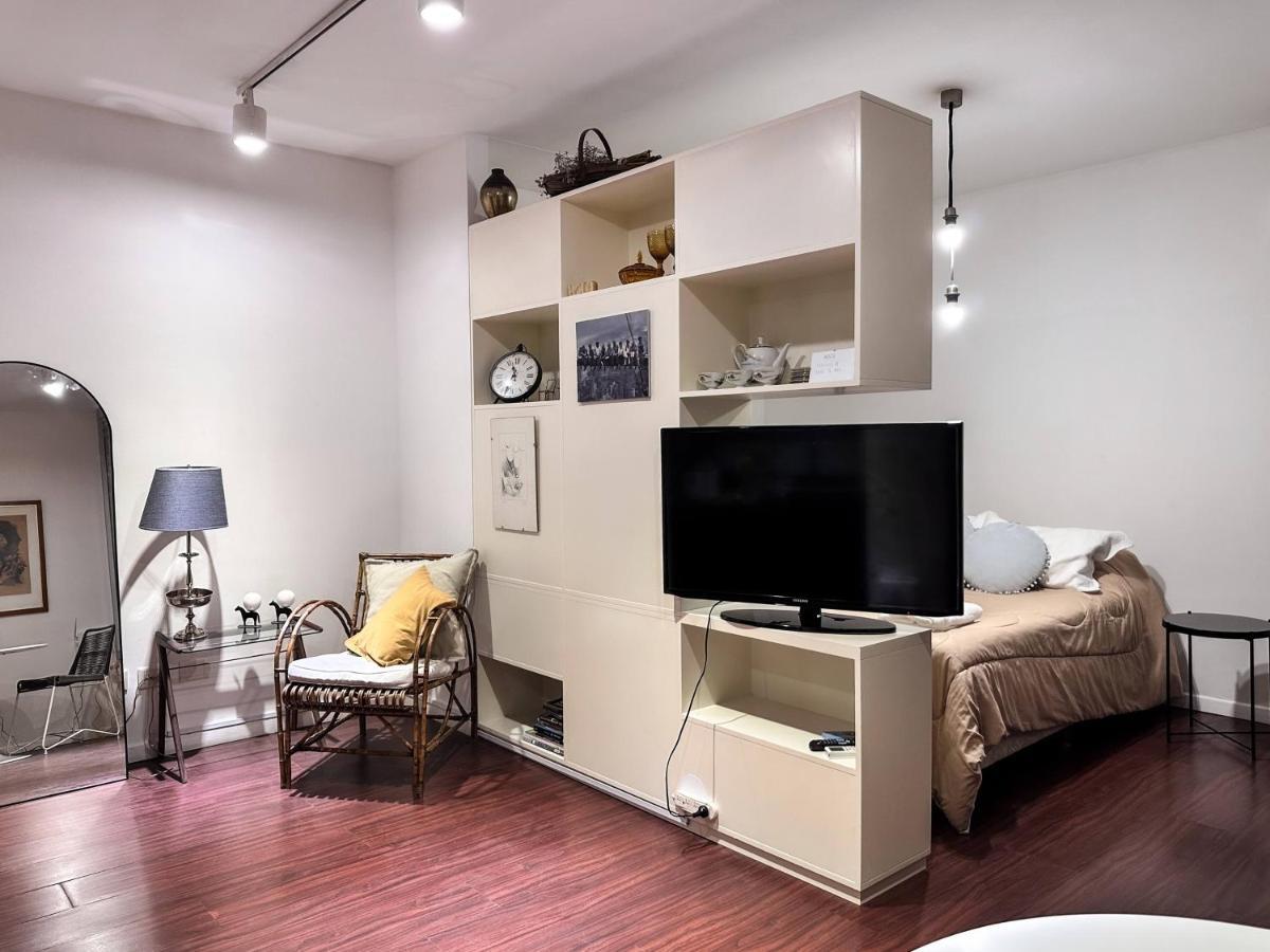 Pacheco De Melo 1889 By Deppto Apartamento *