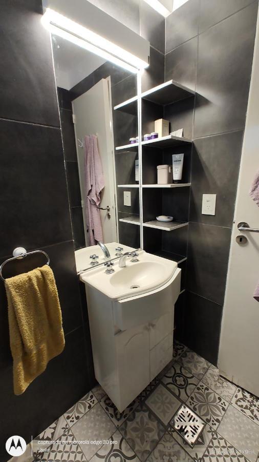Apartamento Dpto. En Almagro, Frente Al Hospital Italiano *