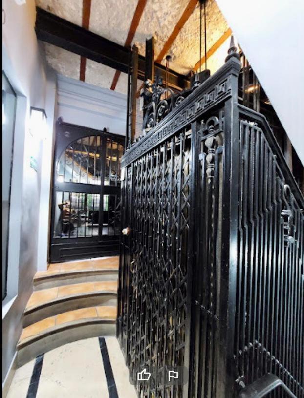 V&s Boutique Hostal *