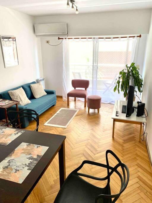 Live & Work Apart In City, Near Park!
