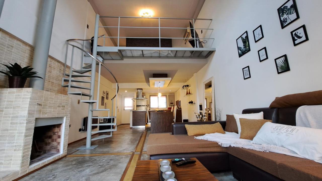 Apartamento Stylish Amplio Duplex Loft Cochera-parking Canitas - Palermo Equipado - Tarifas En Ars, Solo Argentinos