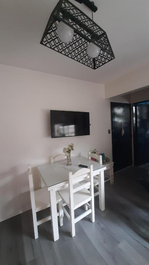 San Telmo Piso Uso Familiar Cincuenta Mil Pesos La Noche Apartamento