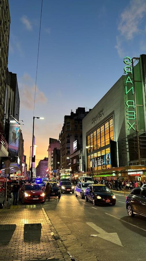 Depto. Corrientes 820, A Metros Del Obelisco Buenos Aires