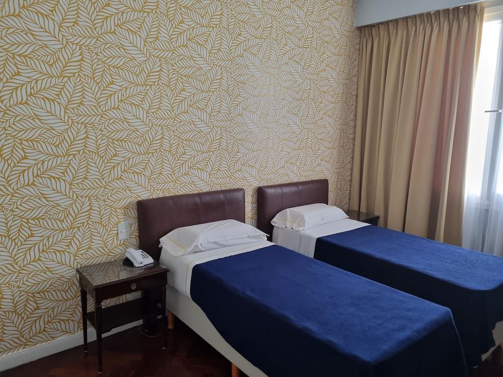 Regis Orho Hotel 3*
