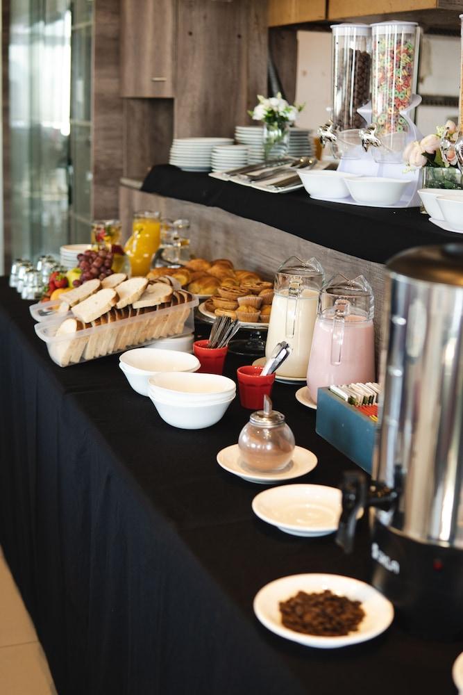 Apartahotel Isi Baires 3*