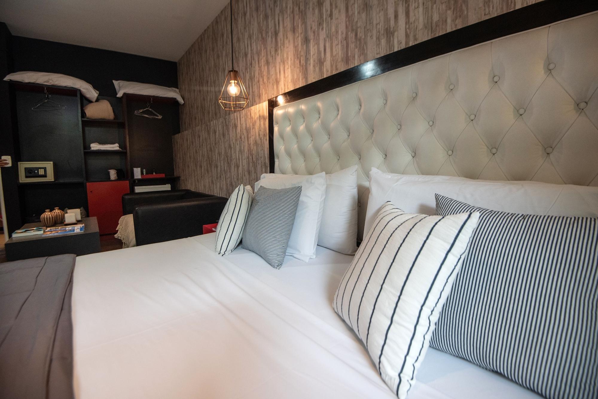 5411 Soho Hotel