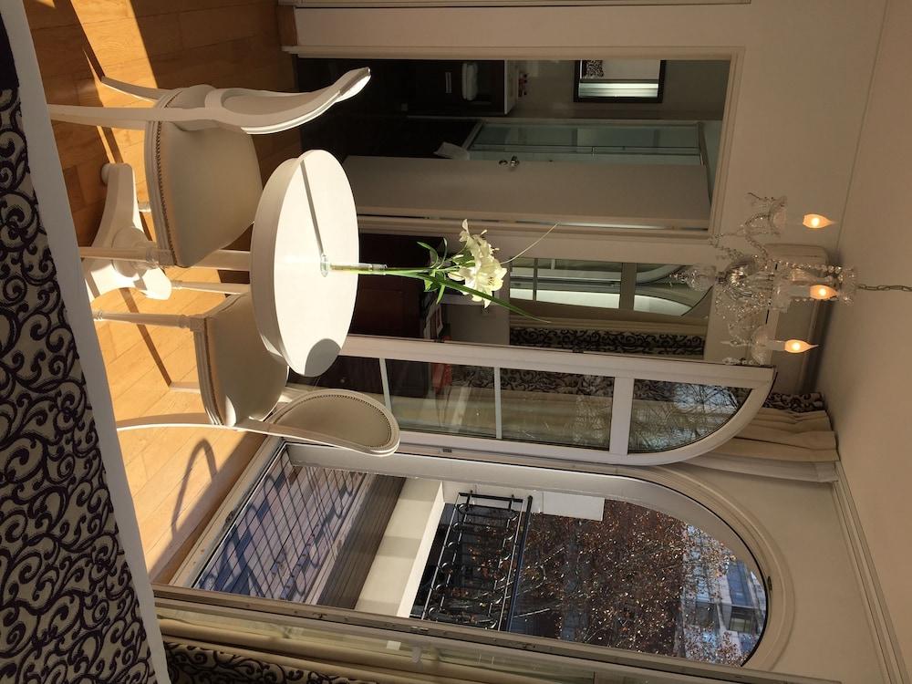 Purobaires Boutique Hotel