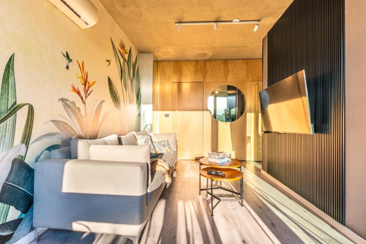 Luxury Penthouse With Hot Tub In Palermo