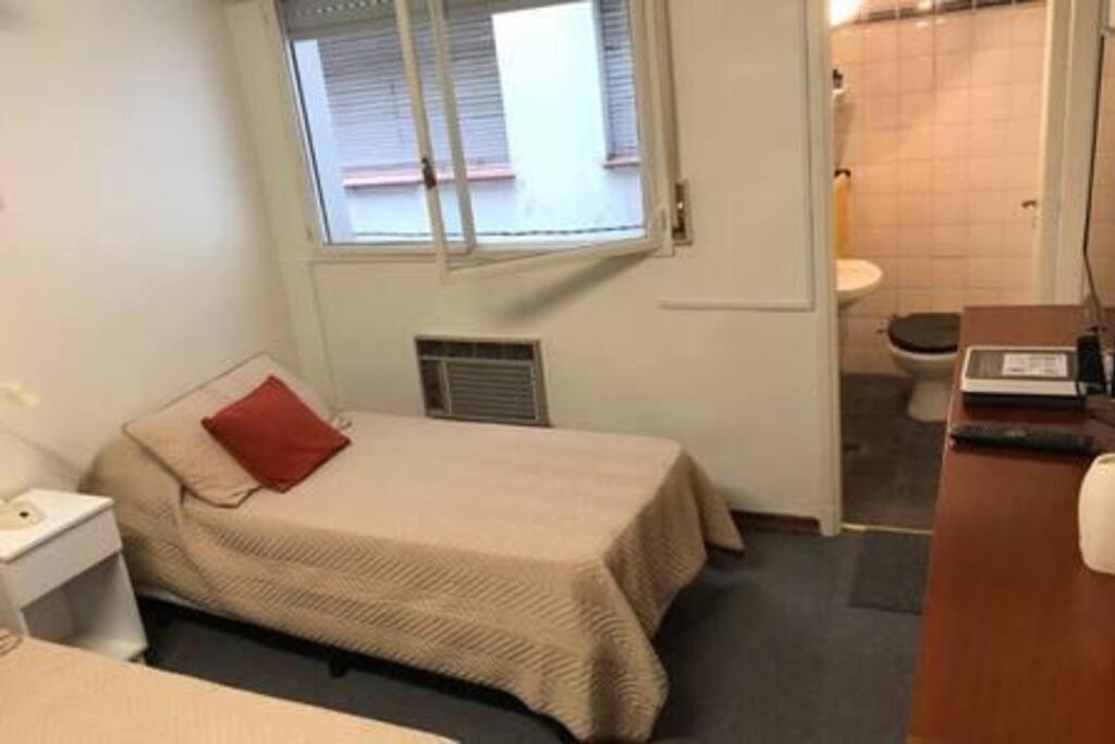 Ideal Para Amigos Y Parientes En Pleno Microcentro *