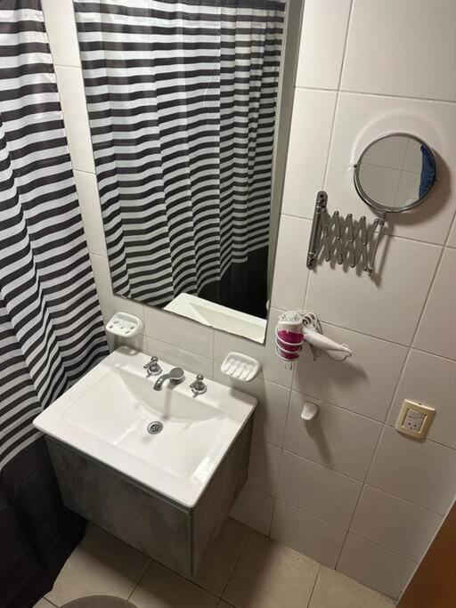 Panoramic Loft: Luxe 2br With Private Parking Near Metro Apartamento *