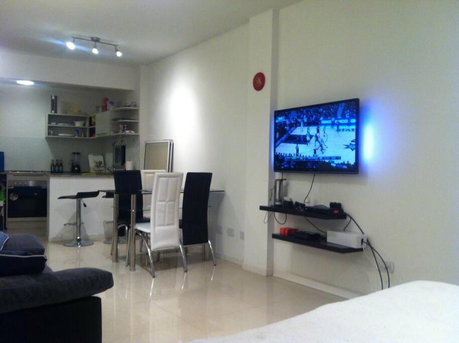 Sunny & Spacious Studio * Ciudad Autónoma de Buenos Aires