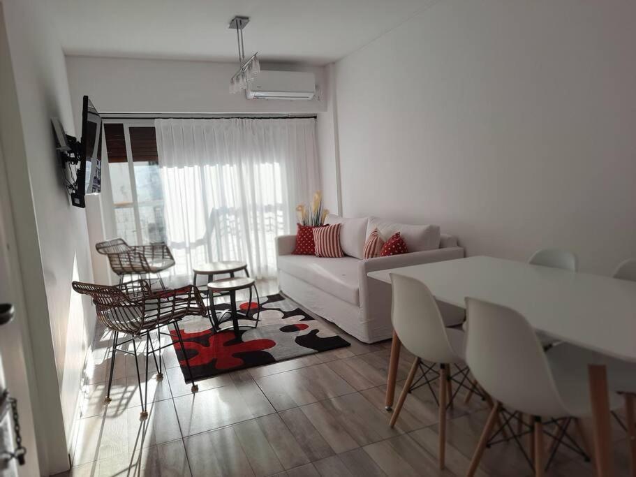 Departamentito En Recoleta Apartment *