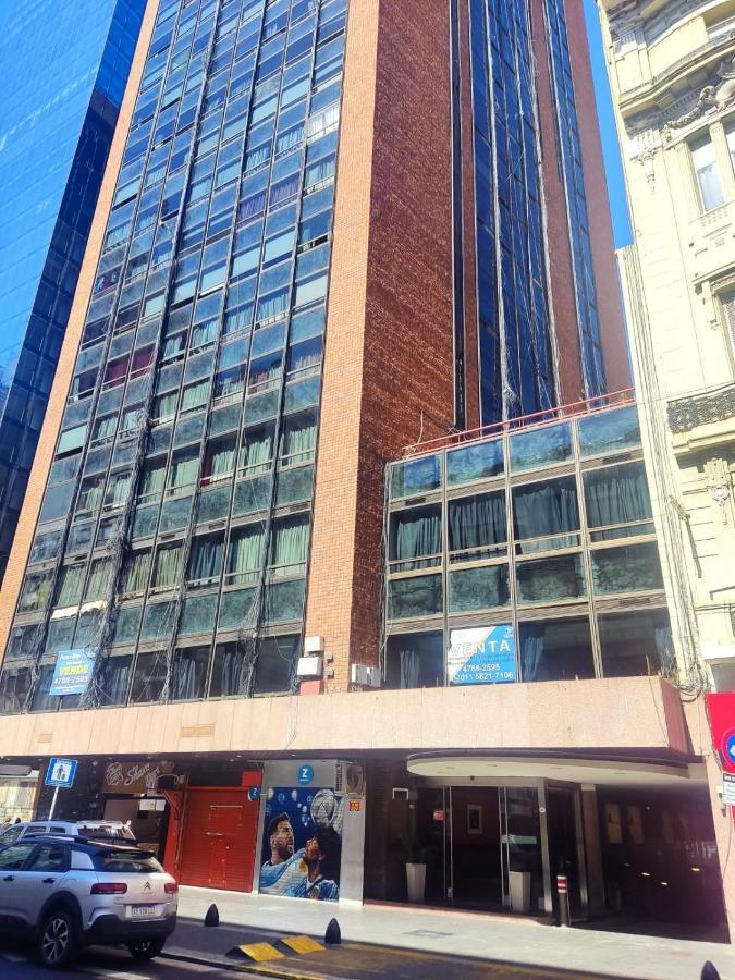 Center *