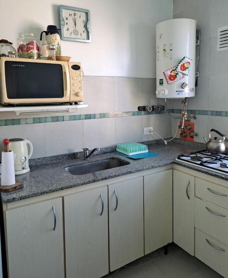 Amplio Departamento, 3 Ambientes, Muy Luminoso Y Muy Bien Comunicado. Ciudad Autónoma de Buenos Aires