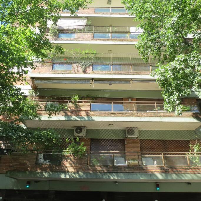 Excelente Semipiso Todo Externo Frente A Plaza Buenos Aires