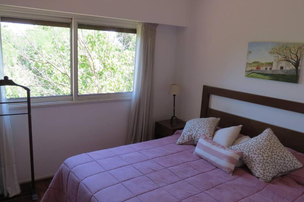 Apartamento Excelente Semipiso Todo Externo Frente A Plaza *