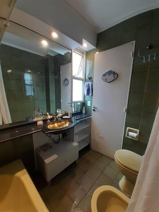 Apartamento Excelente Semipiso Todo Externo Frente A Plaza Buenos Aires
