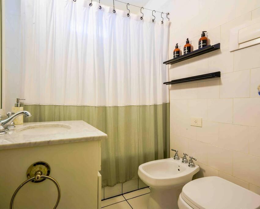 Departamento Luminoso En Palermo Con Balcon *