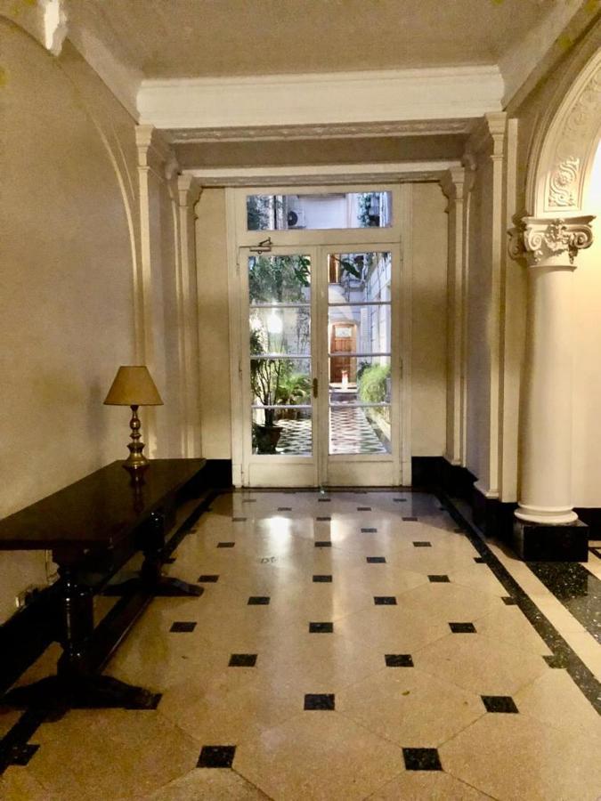 Acomodação com café da manhã  En Recoleta - Solo Mujeres-only Fem