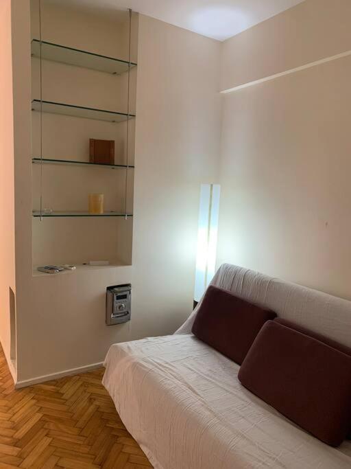 Apartamento Recoleta Departamento Con Patio. Ciudad Autónoma de Buenos Aires