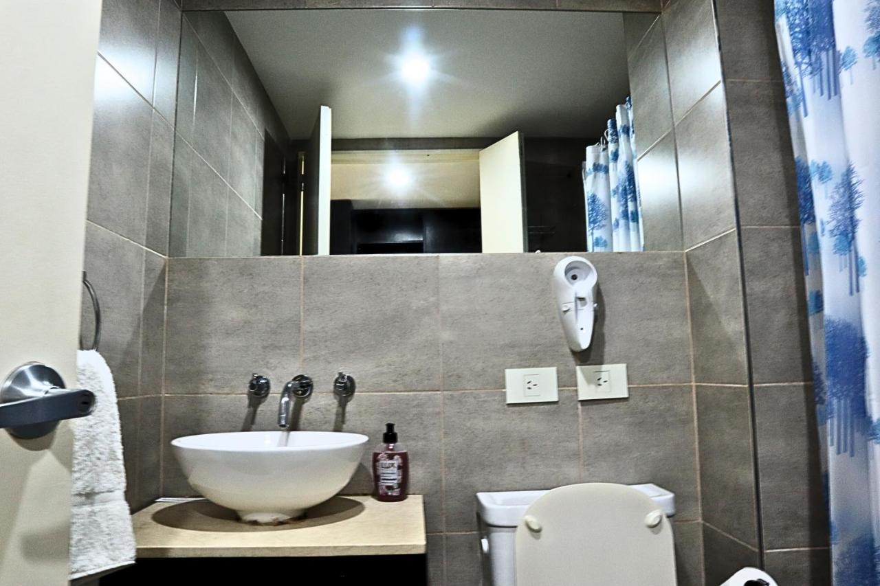 Comfort, Location And Ammenities In Apartamento