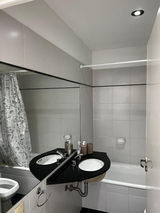 Almagro Design. Dpto. 2 Amb. Cocina Y Balcon. Amplitud Y Luz. Apartamento