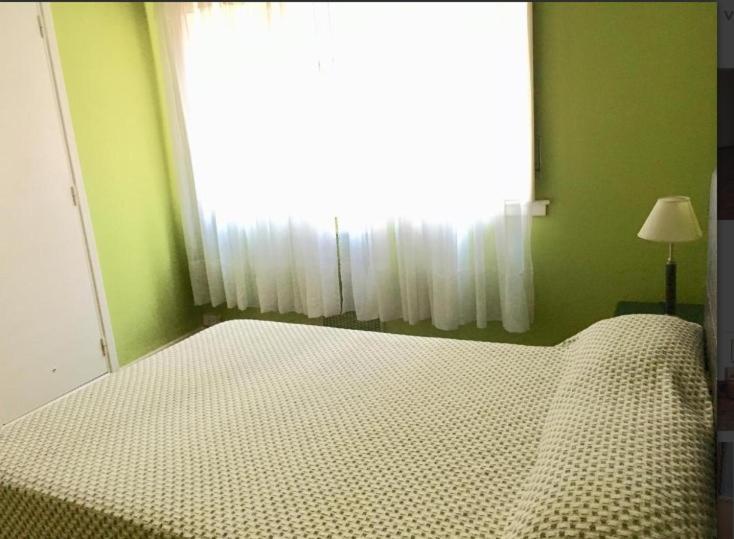 Apartamento Departamento 2 Ambientes Recoleta - Excelente Ubicacion - 1 Dormitorio, Living, Cocina Y Bano