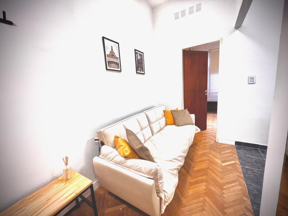 Comfortable In The Heart Of Barrio Norte Bn2 By Bariloche