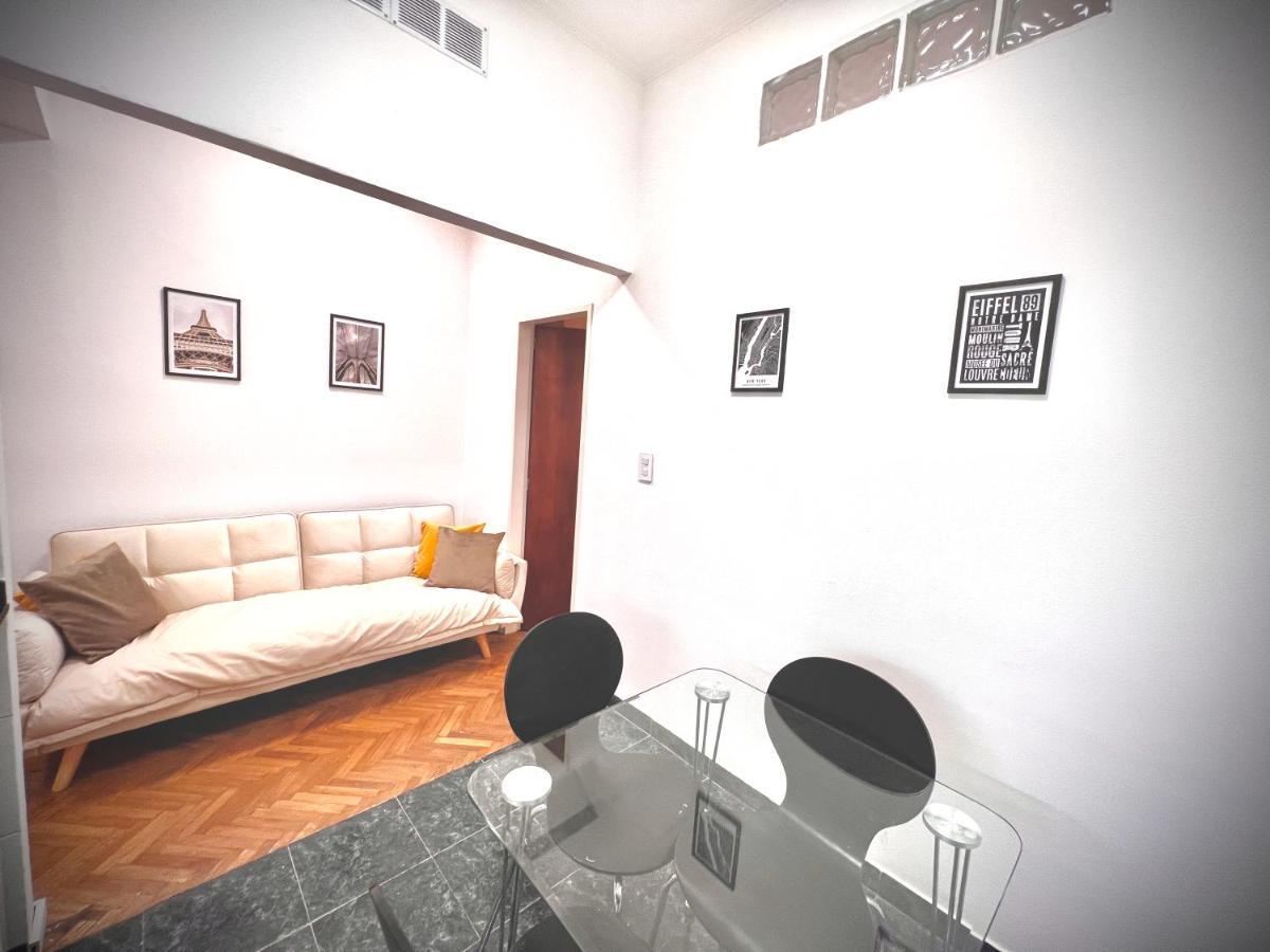 Apartamento Comfortable In The Heart Of Barrio Norte Bn2 By Bariloche Buenos Aires