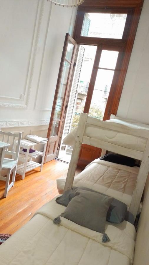 Hostal Dante Y Compania *