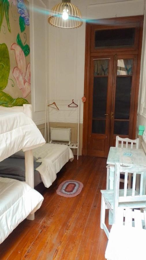 Hostal Dante Y Compania *
