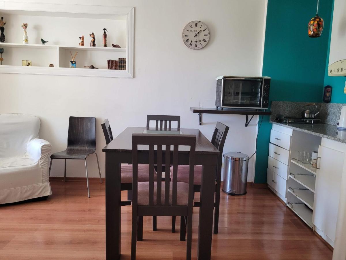 Studio En Recoleta, Calido Y Colorido