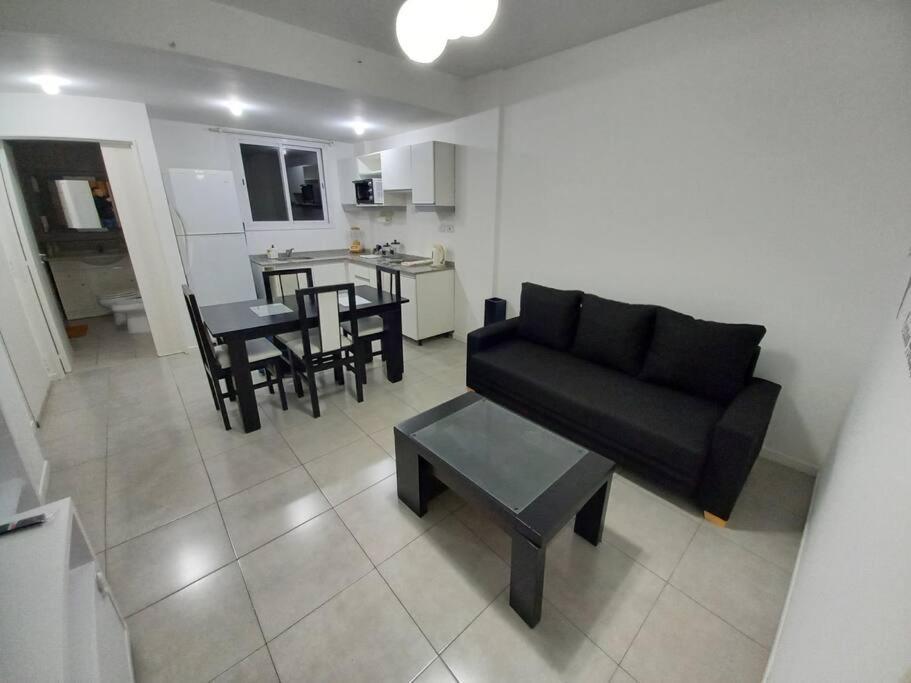Apartamento Dos Ambientes Con Cochera La Boca/ San Telmo Ciudad Autónoma de Buenos Aires
