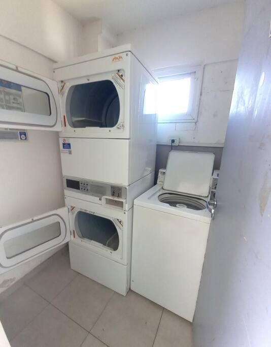 Apartamento Dos Ambientes Con Cochera La Boca/ San Telmo