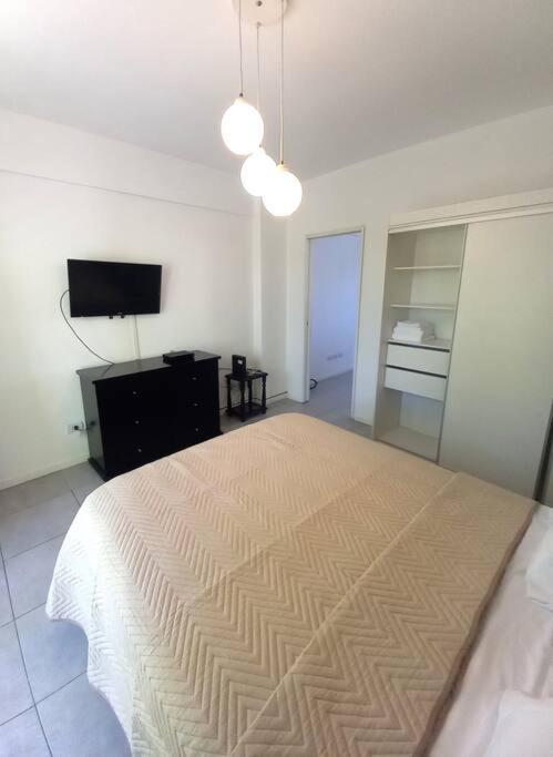 Dos Ambientes Con Cochera La Boca/ San Telmo Apartamento Ciudad Autónoma de Buenos Aires