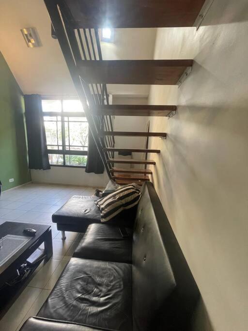 Departamento Sobre Av. Rivadavia * Buenos Aires