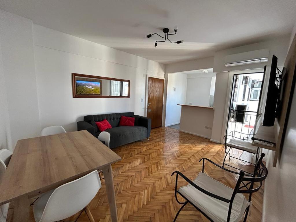 La Mejor Ubicacion En San Telmo Apartamento