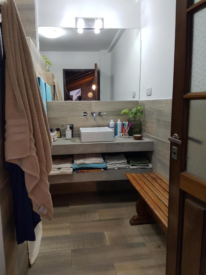 Grande Y Luminosa Cerca Del Subte Linea B Homestay *