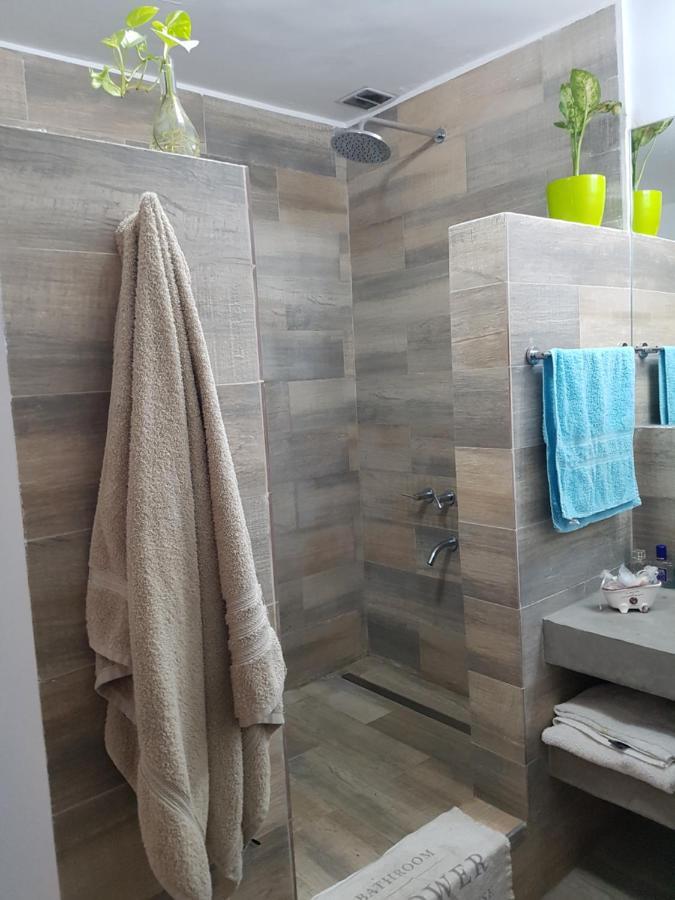 Grande Y Luminosa Cerca Del Subte Linea B Homestay Buenos Aires