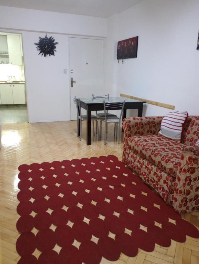 Departamento Zona Congreso Con Balcón A La Calle * Ciudad Autónoma de Buenos Aires