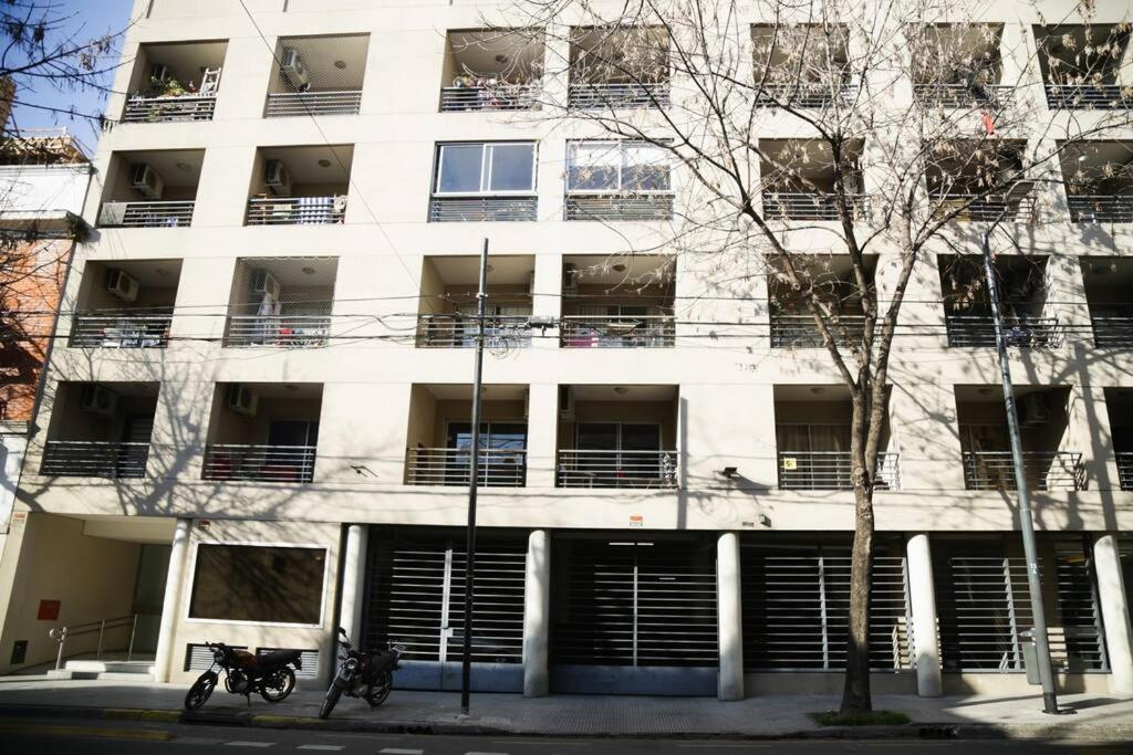 Pileta. Vigilancia 24 Hs. Unico. Barrio San Telmo Apartamento