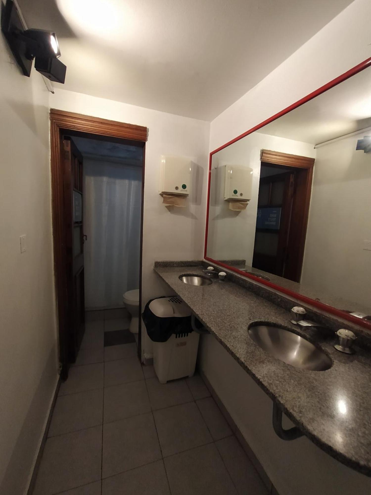 Play Arcos Hostel Buenos Aires