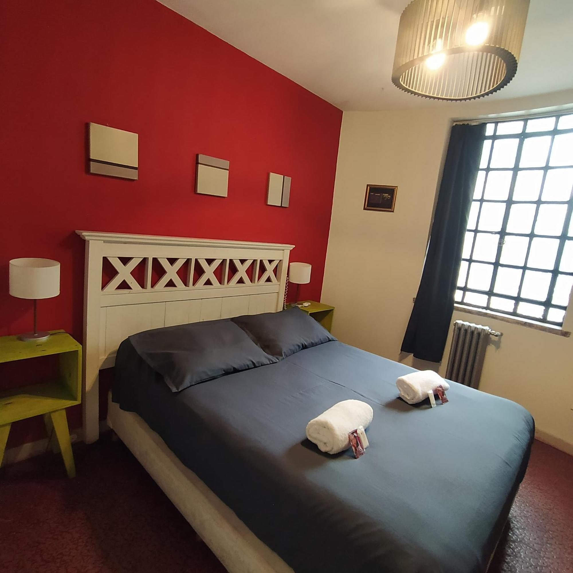 Play Arcos Hostal