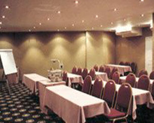 Reconquista Plaza Hotel