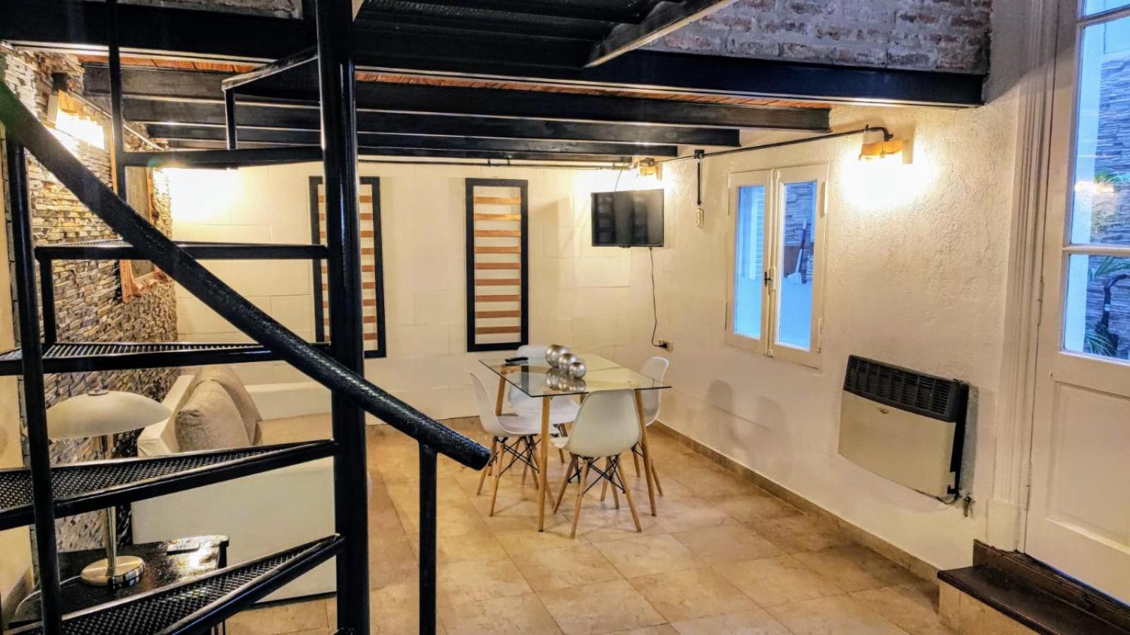 Departamento Con Patio En Excelente Ubicacion En Belgrano *