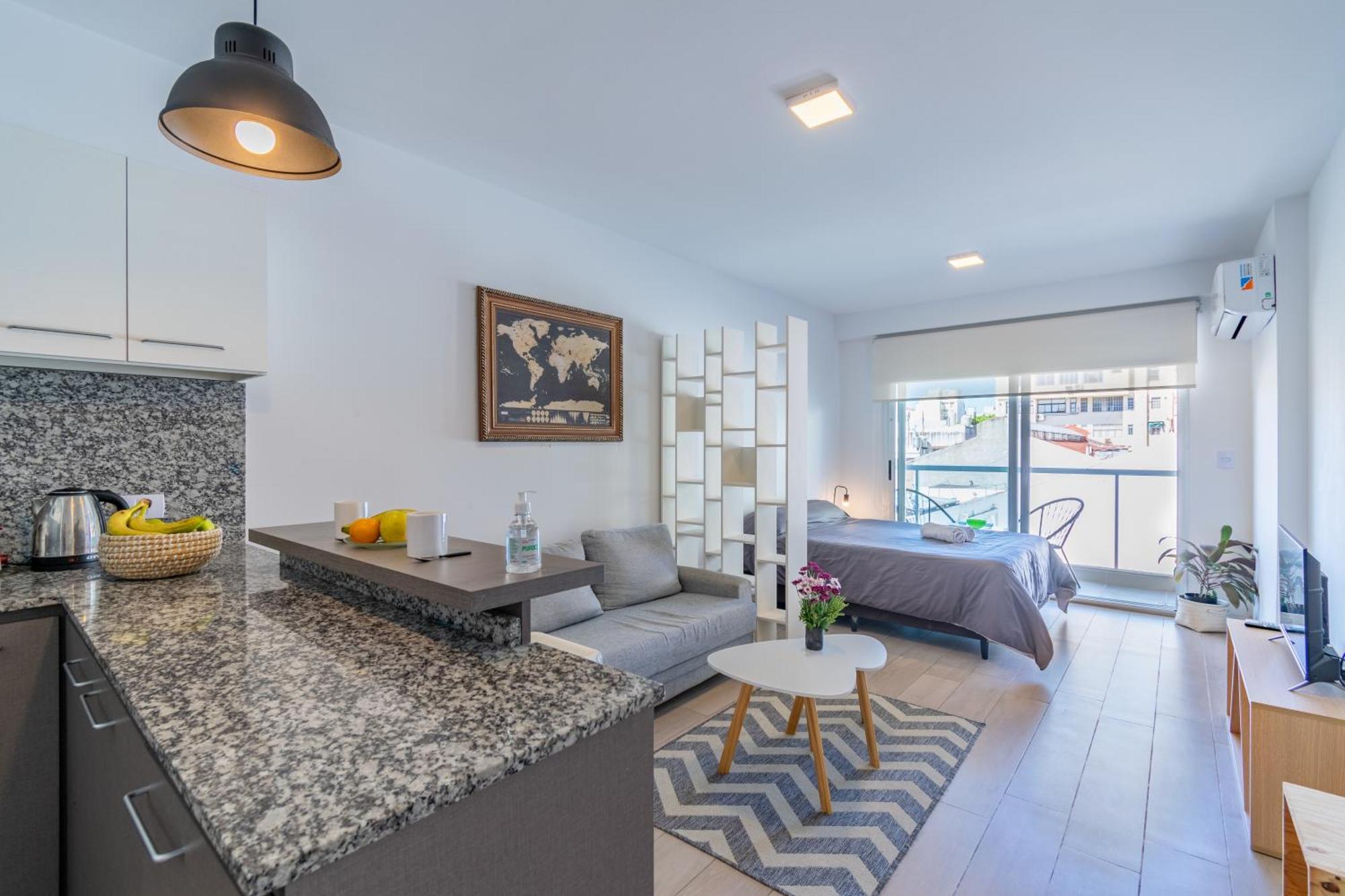 Apartamento Rawson Park A Media Cuadra Del Hospital Italiano By Debarrio Aparts *