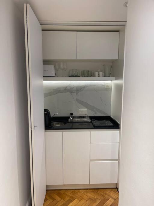 Apartment White Callao
