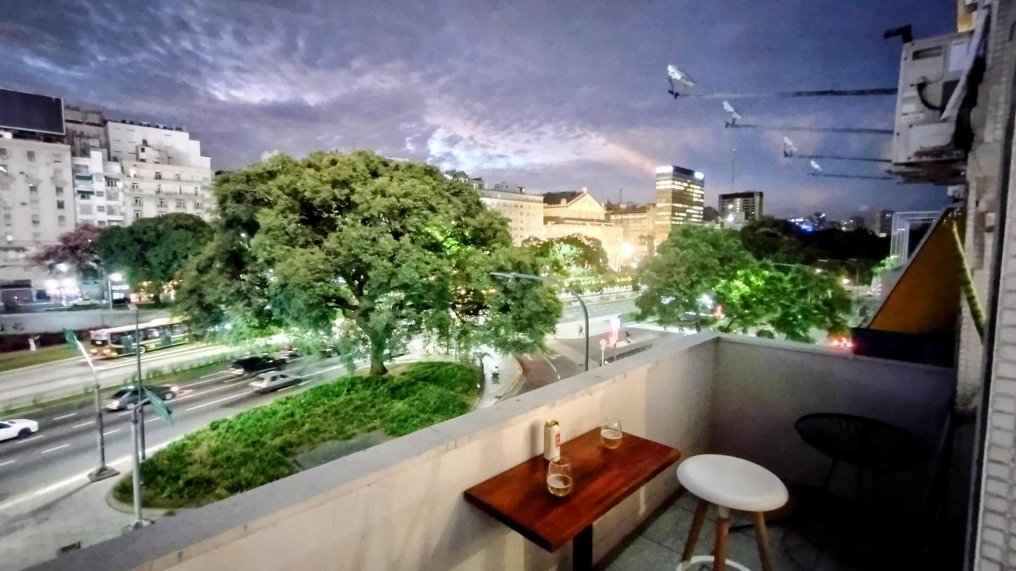 Hermoso Departamento Con Balcon Al Obelisco I